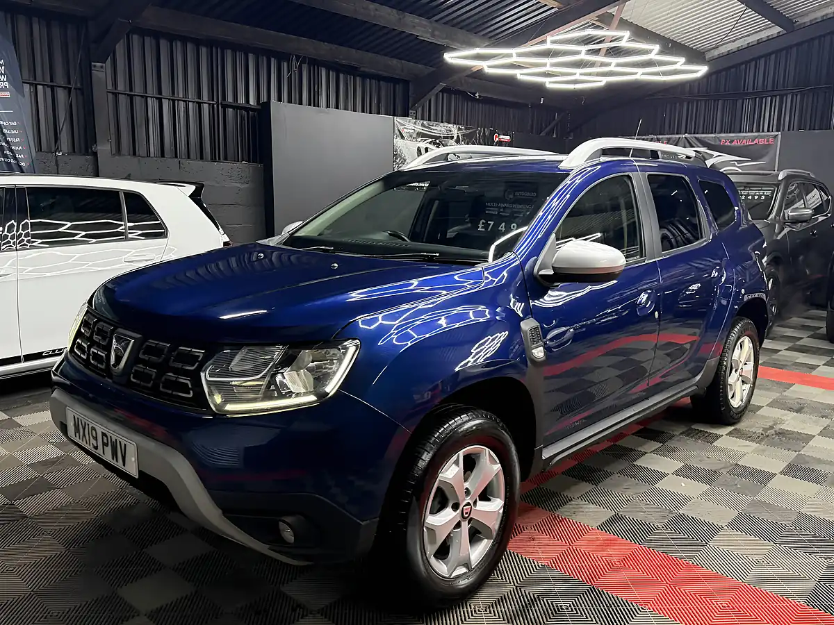 Used 2018 Dacia Duster Comfort Cosmos Blue - Interior and Exterior details 6