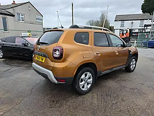 Used 2018 Dacia Duster Comfort Orange - Interior and Exterior details 6