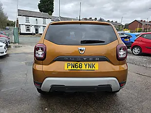 Used 2018 Dacia Duster Comfort Orange - Interior and Exterior details 7