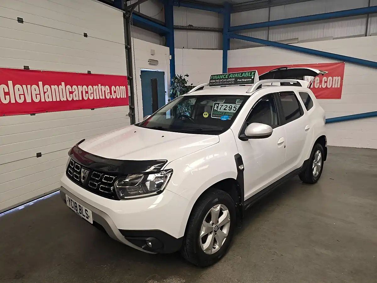 Used 2018 Dacia Duster Comfort White - Front View