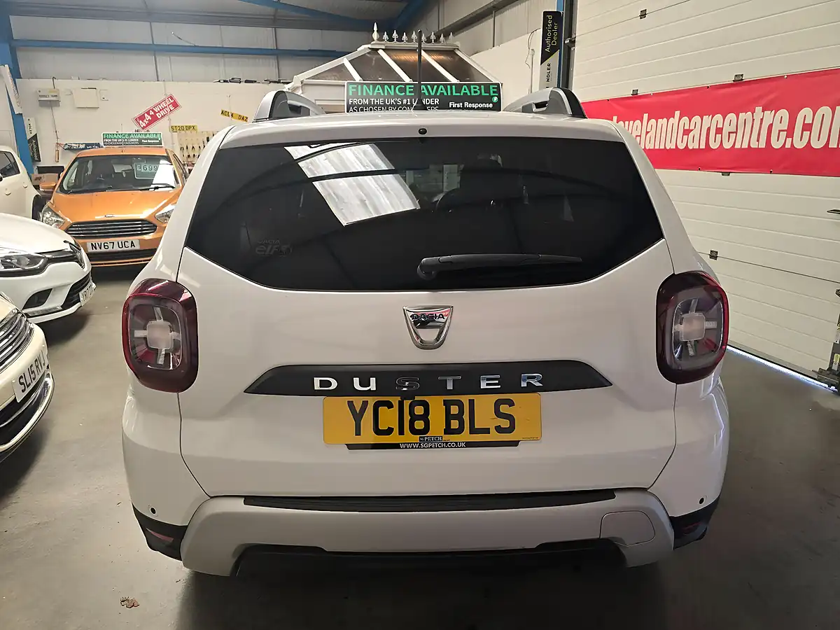 Used 2018 Dacia Duster Comfort White - Interior and Exterior details 13