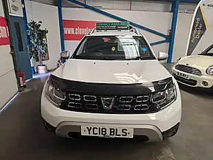 Used 2018 Dacia Duster Comfort White - Interior and Exterior details 14