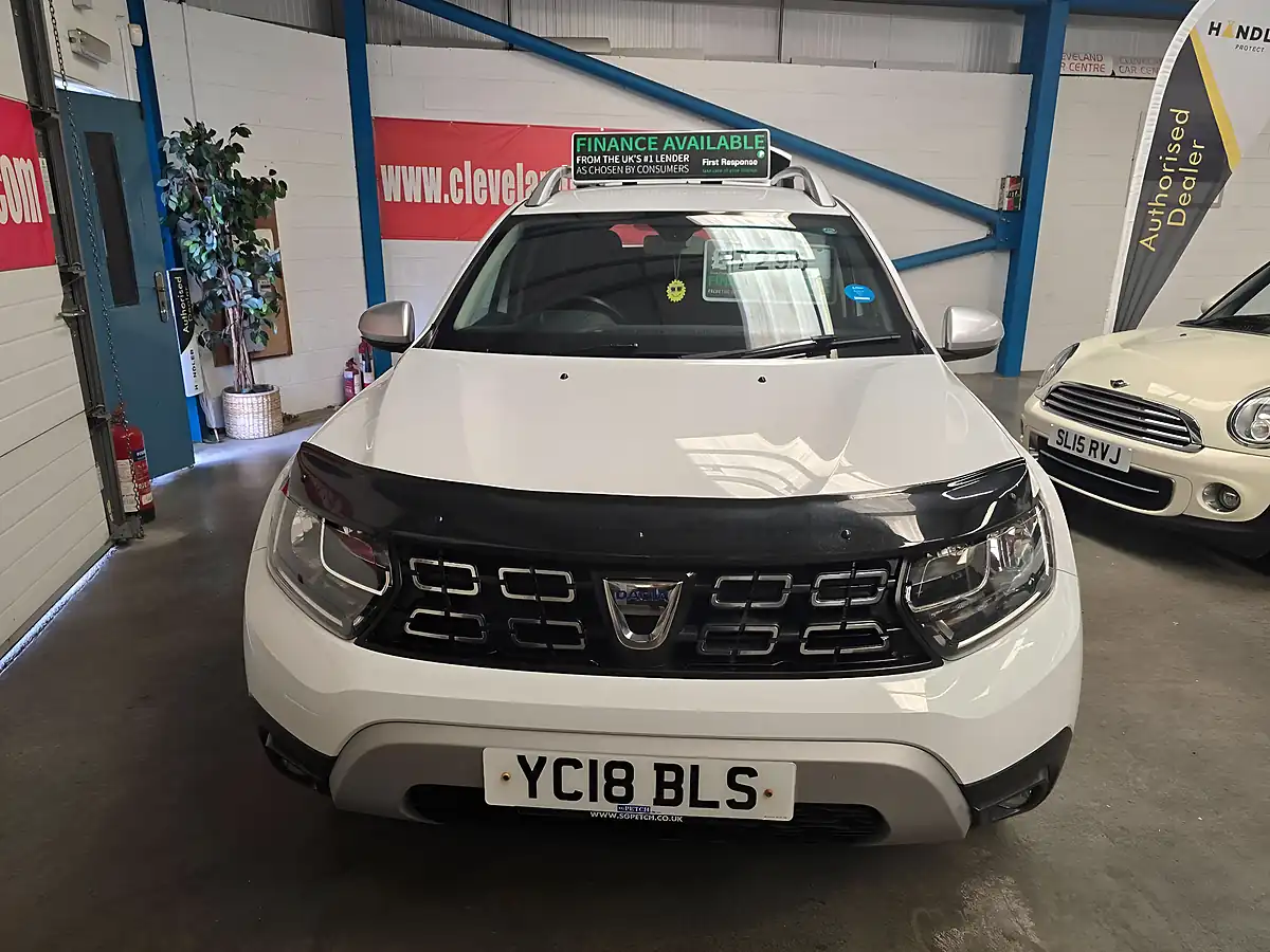 Used 2018 Dacia Duster Comfort White - Interior and Exterior details 14