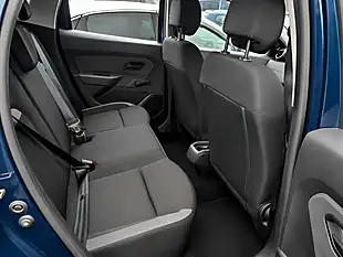 Used 2018 Dacia Duster Essential Blue - Interior and Exterior details 3