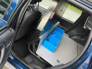 Used 2018 Dacia Duster Laureate Commercial 4X4 Blue - Interior and Exterior details 6
