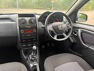 Used 2018 Dacia Duster Laureate Grey - Interior and Exterior details 11