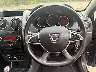 Used 2018 Dacia Duster Laureate Grey - Interior and Exterior details 13