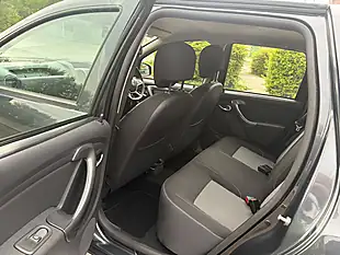 Used 2018 Dacia Duster Laureate Grey - Interior and Exterior details 14