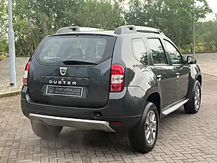 Used 2018 Dacia Duster Laureate Grey - Interior and Exterior details 2
