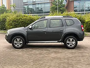 Used 2018 Dacia Duster Laureate Grey - Interior and Exterior details 8