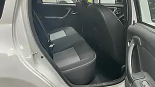 Used 2018 Dacia Duster Laureate White - Interior and Exterior details 6
