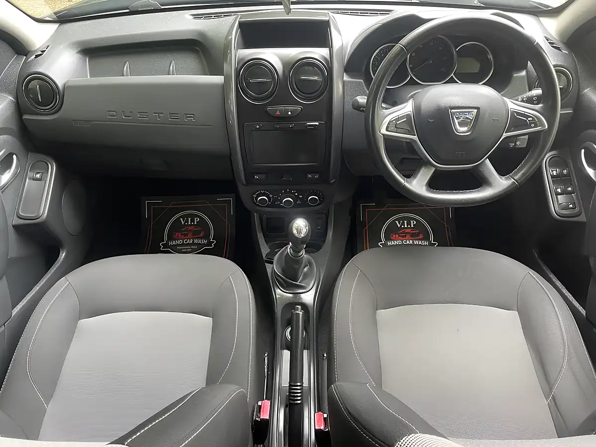 Used 2018 Dacia Duster Nav+ Grey - Interior and Exterior details 10