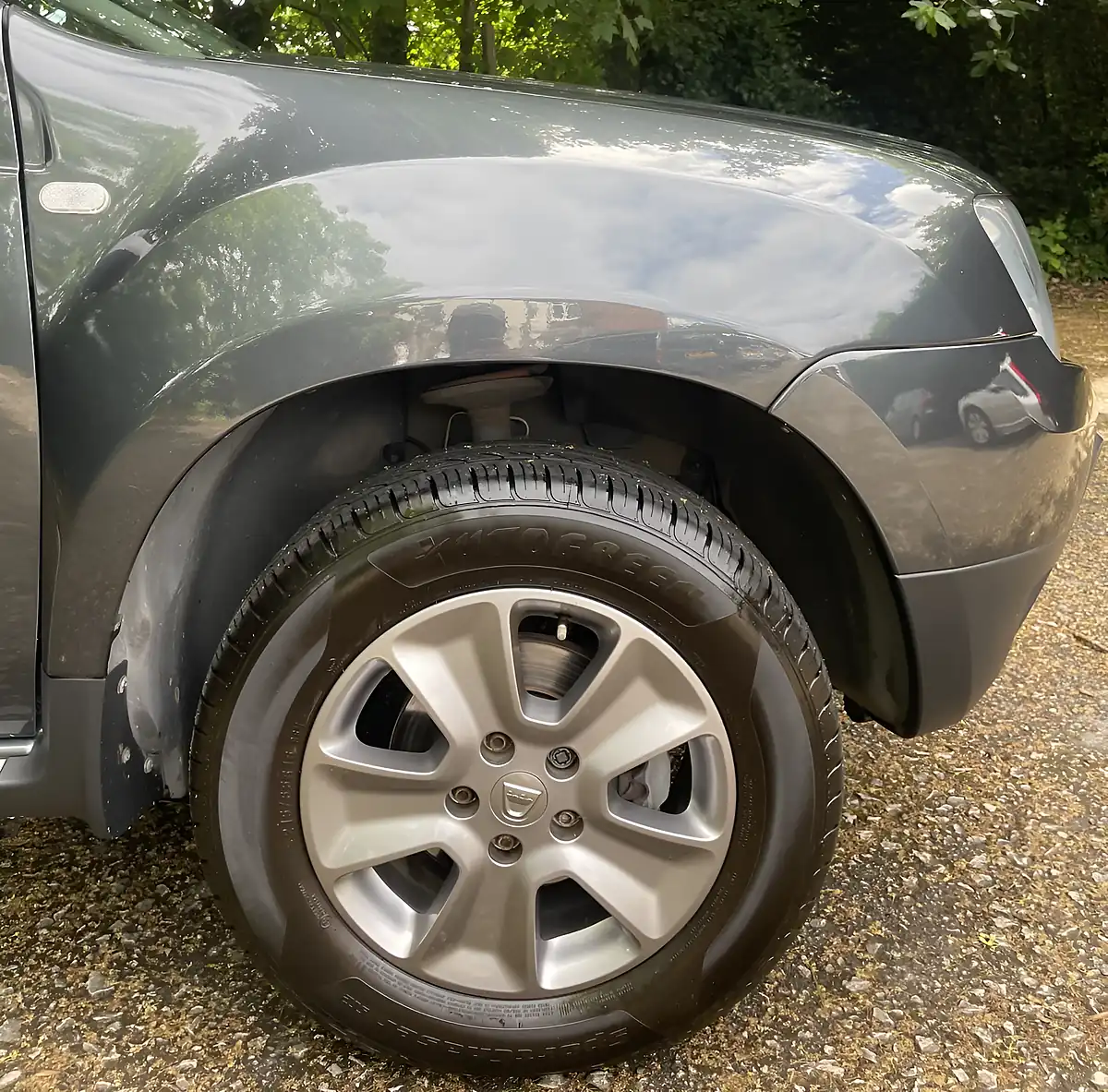 Used 2018 Dacia Duster Nav+ Grey - Interior and Exterior details 11