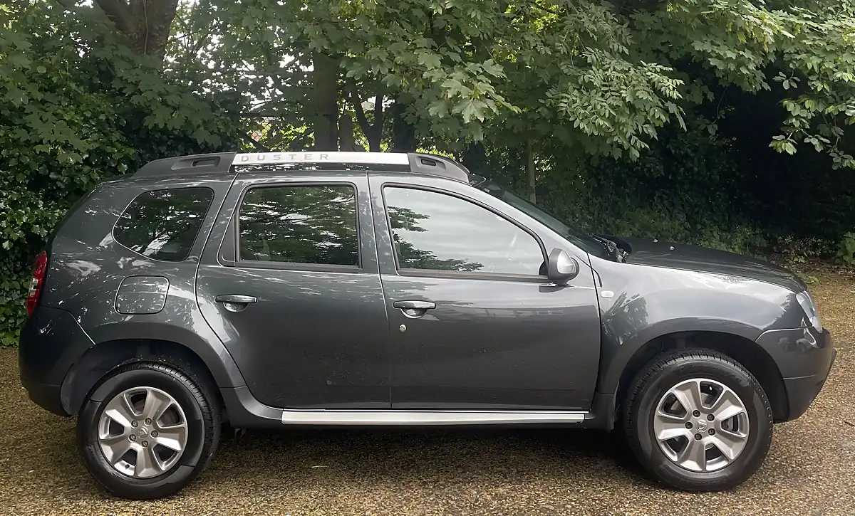 Used 2018 Dacia Duster Nav+ Grey - Interior and Exterior details 2