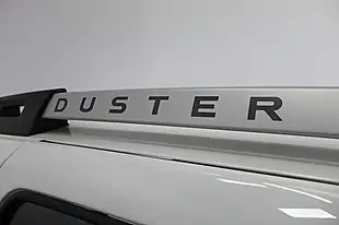 Used 2018 Dacia Duster Nav+ White - Interior and Exterior details 10