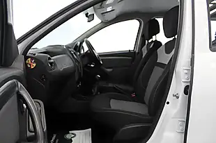 Used 2018 Dacia Duster Nav+ White - Interior and Exterior details 18