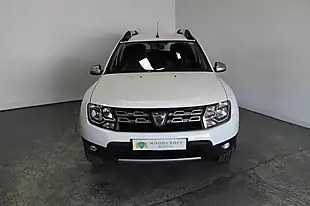 Used 2018 Dacia Duster Nav+ White - Interior and Exterior details 9