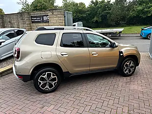 Used 2018 Dacia Duster Prestige Beige - Interior and Exterior details 10