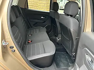 Used 2018 Dacia Duster Prestige Beige - Interior and Exterior details 13