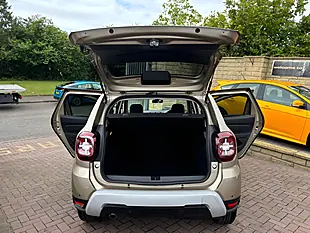 Used 2018 Dacia Duster Prestige Beige - Interior and Exterior details 19