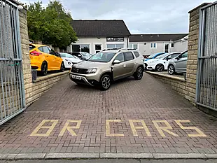 Used 2018 Dacia Duster Prestige Beige - Interior and Exterior details 2