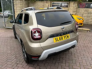 Used 2018 Dacia Duster Prestige Beige - Interior and Exterior details 8