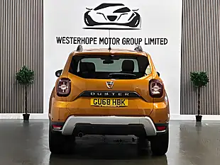 Used 2018 Dacia Duster Prestige Orange - Interior and Exterior details 12