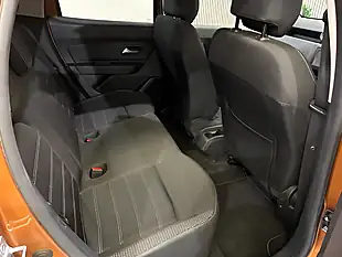 Used 2018 Dacia Duster Prestige Orange - Interior and Exterior details 13