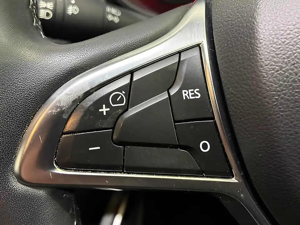 Used 2018 Dacia Duster Prestige Orange - Interior and Exterior details 14