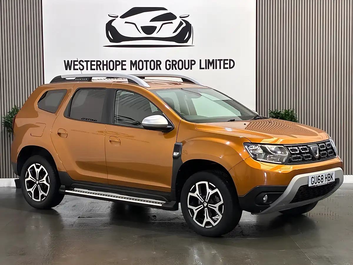 Used 2018 Dacia Duster Prestige Orange - Interior and Exterior details 20