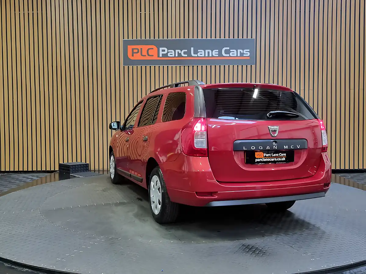 Used 2018 Dacia Logan Ambiance Rouge Passion Metallic - Interior and Exterior details 8