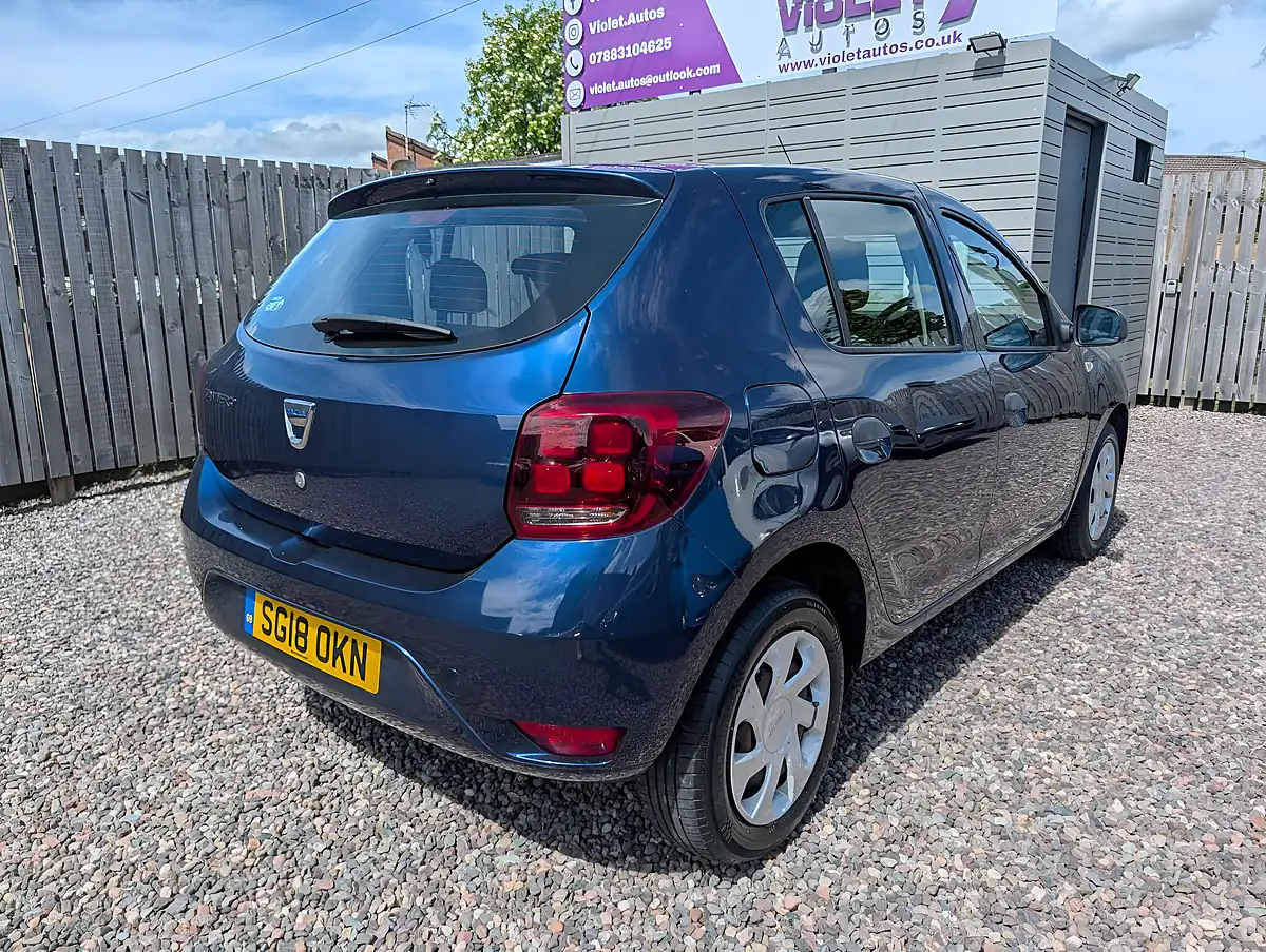 Used 2018 Dacia Sandero Ambiance Blue - Interior and Exterior details 13