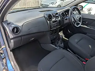 Used 2018 Dacia Sandero Ambiance Blue - Interior and Exterior details 14