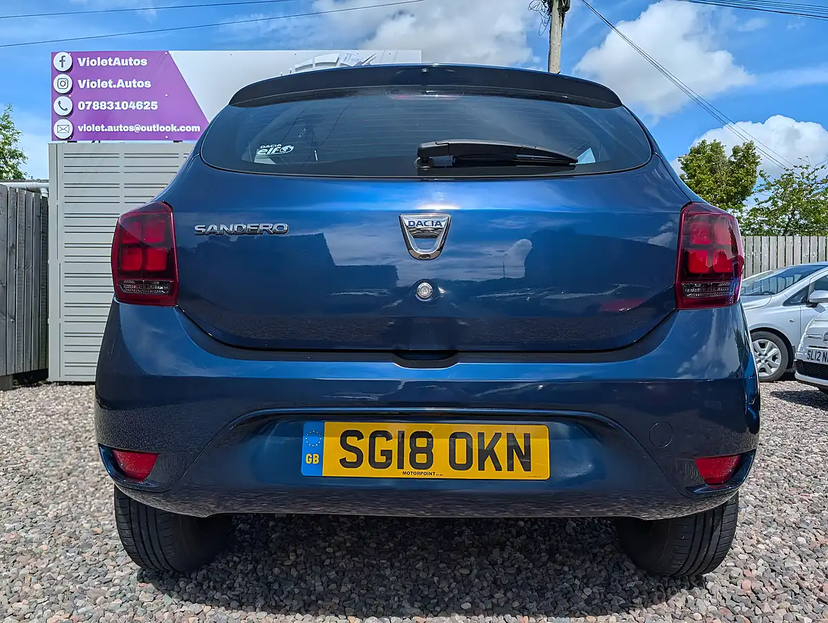 Used 2018 Dacia Sandero Ambiance Blue - Interior and Exterior details 9