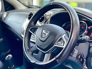 Used 2018 Dacia Sandero Ambiance Brown - Interior and Exterior details 15