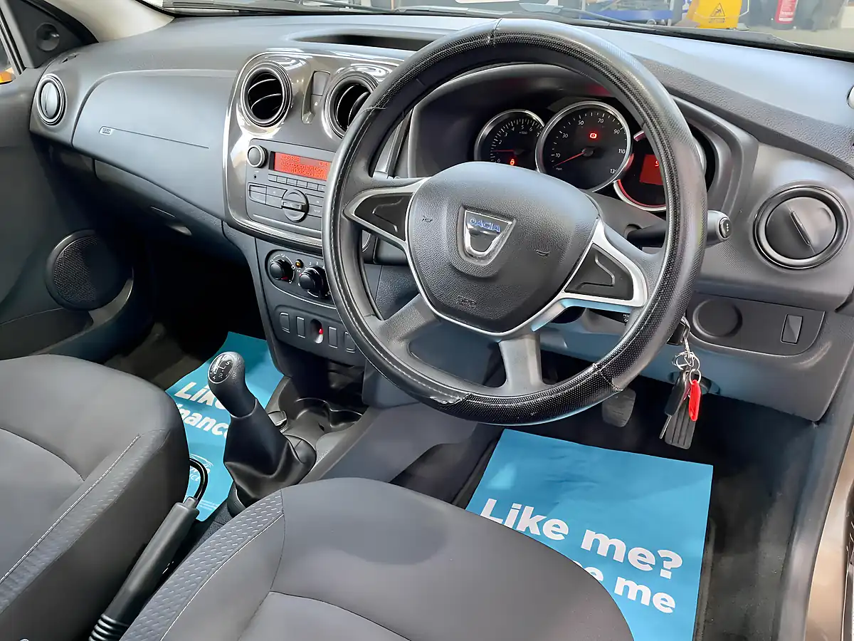 Used 2018 Dacia Sandero Ambiance Brown - Interior and Exterior details 6
