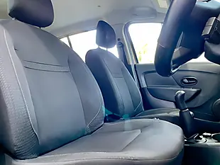 Used 2018 Dacia Sandero Ambiance Brown - Interior and Exterior details 7