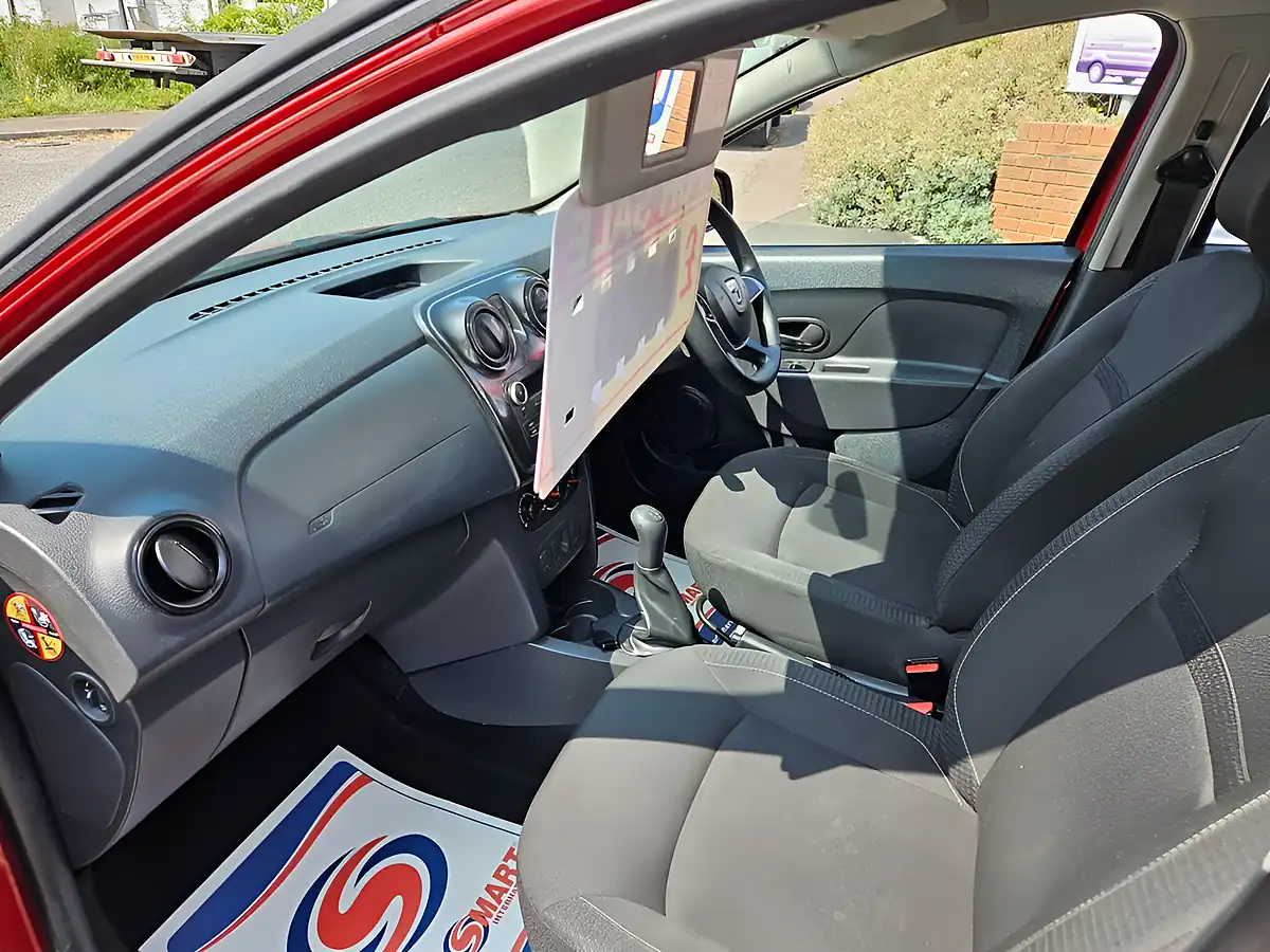 Used 2018 Dacia Sandero Ambiance Red - Interior and Exterior details 13
