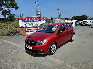 Used 2018 Dacia Sandero Ambiance Red - Interior and Exterior details 4