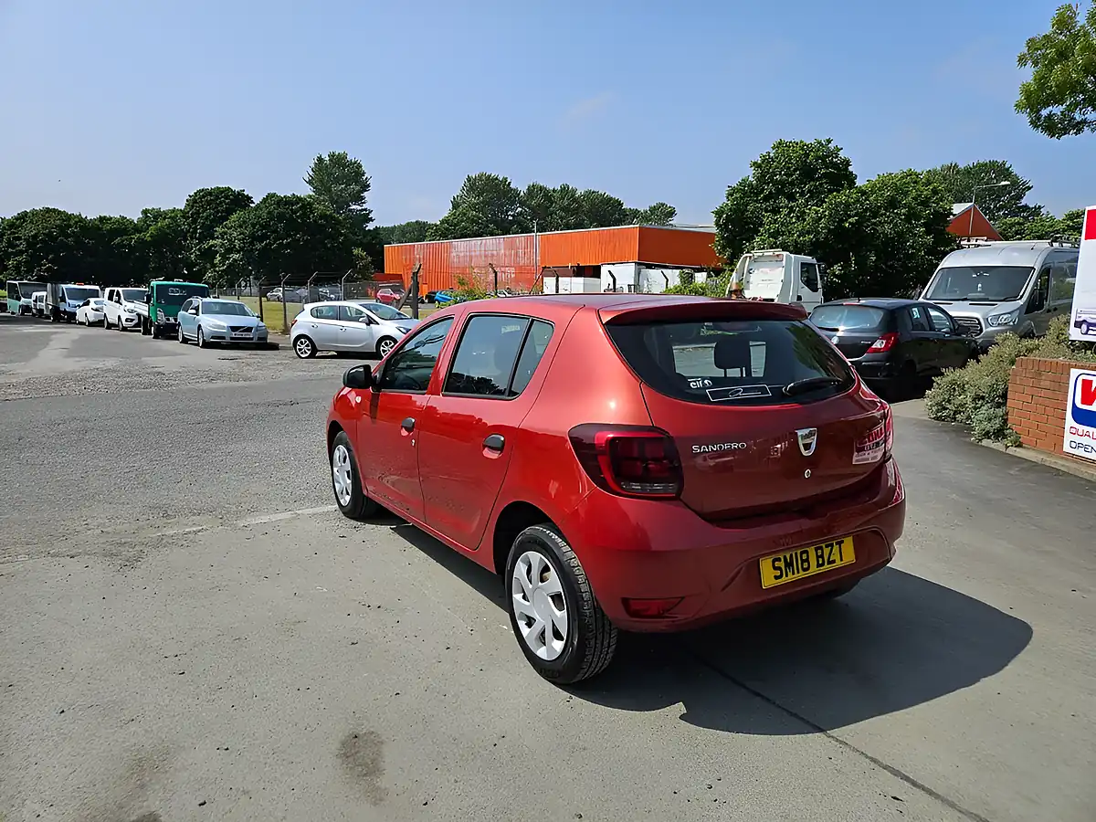 Used 2018 Dacia Sandero Ambiance Red - Interior and Exterior details 6