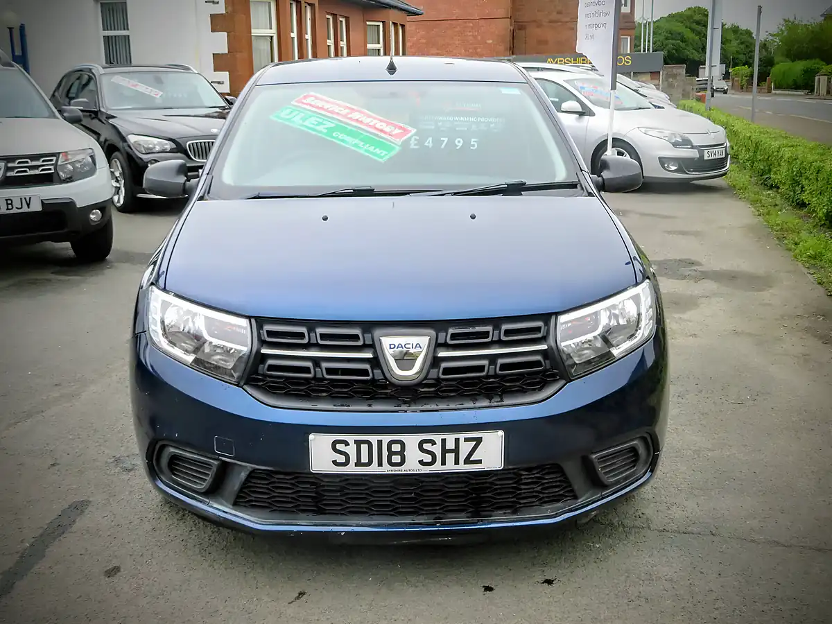 Used 2018 Dacia Sandero Ambience Metallic Blue - Interior and Exterior details 10
