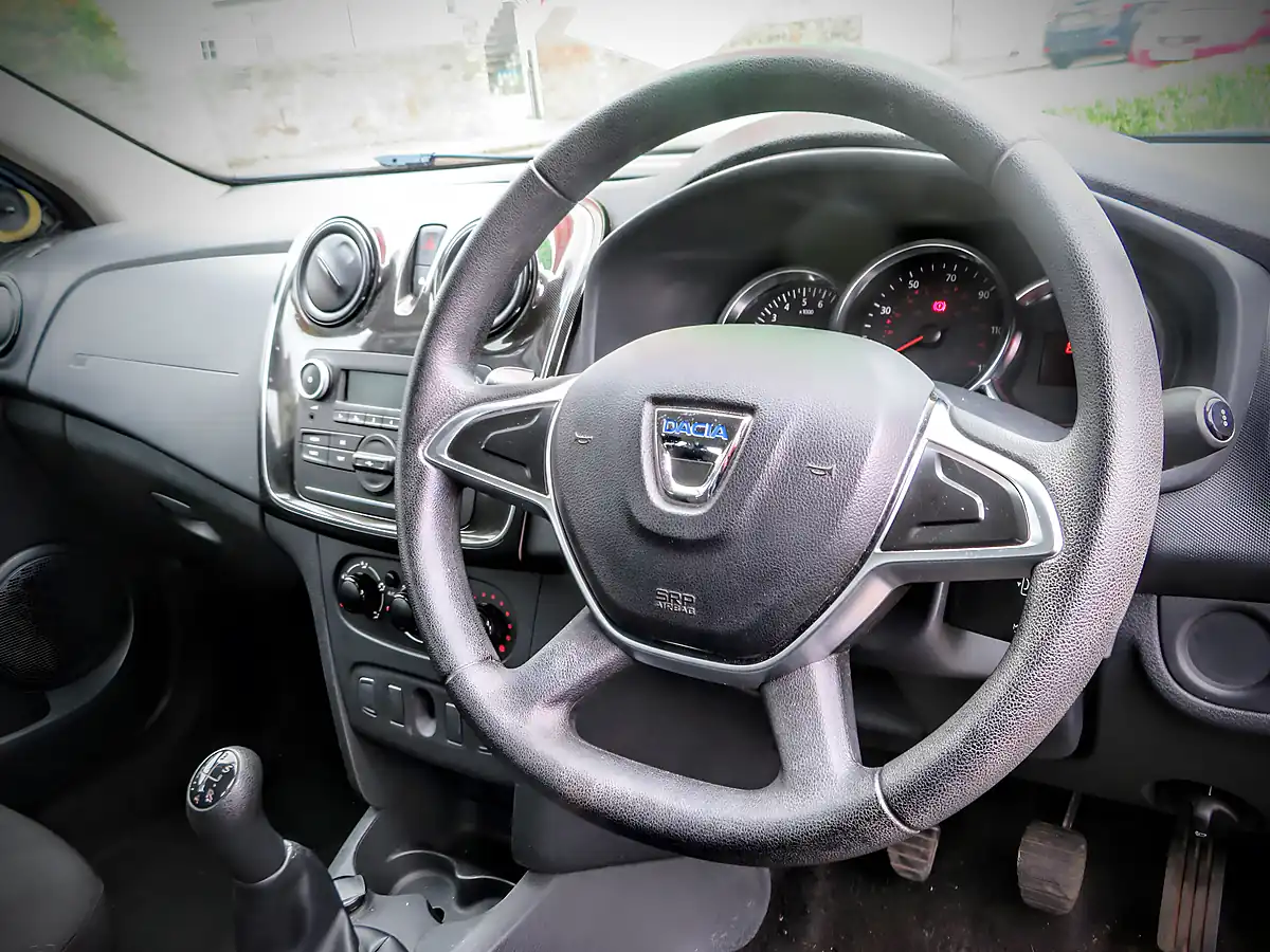 Used 2018 Dacia Sandero Ambience Metallic Blue - Interior and Exterior details 12
