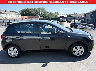 Used 2018 Dacia Sandero Comfort Black - Interior and Exterior details 4