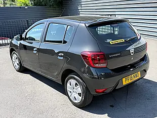 Used 2018 Dacia Sandero Comfort Black - Interior and Exterior details 7