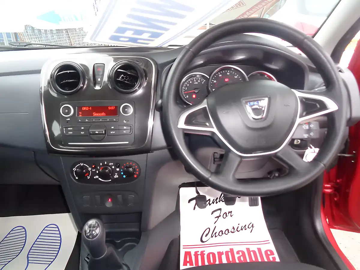 Used 2018 Dacia Sandero Essential Red - Interior and Exterior details 10