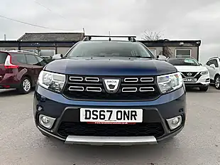 Used 2018 Dacia Sandero Stepway Ambiance Blue - Interior and Exterior details 11