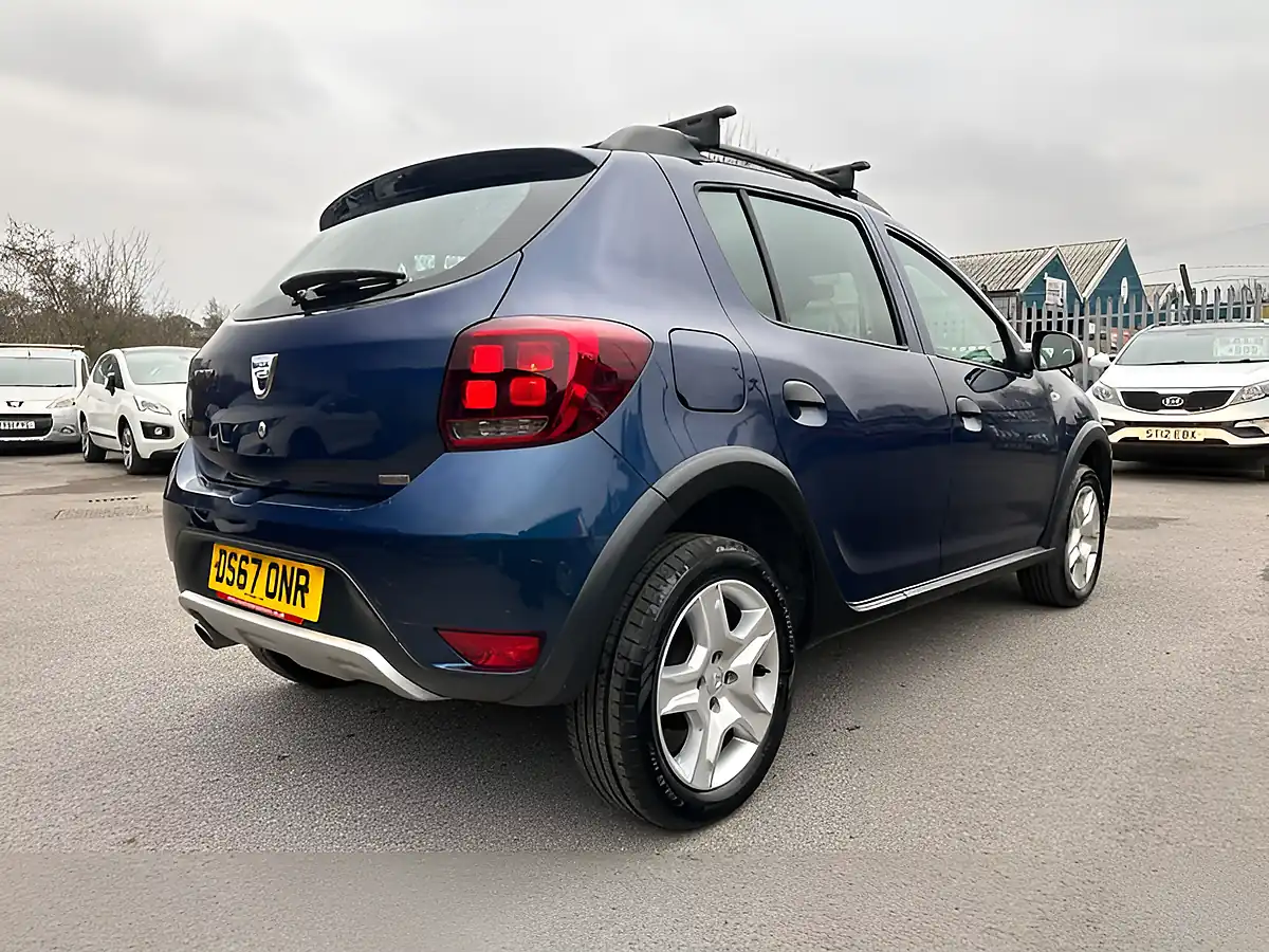 Used 2018 Dacia Sandero Stepway Ambiance Blue - Interior and Exterior details 13