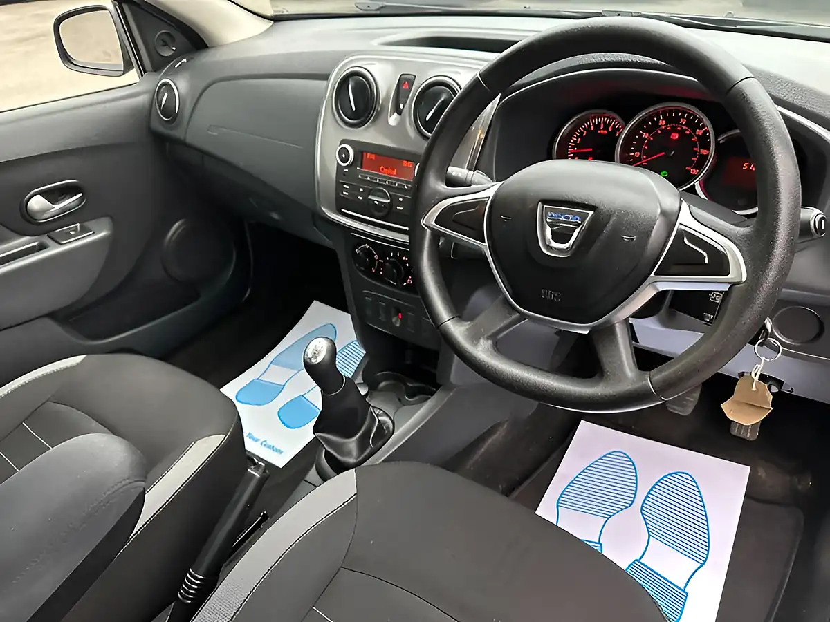 Used 2018 Dacia Sandero Stepway Ambiance Blue - Interior and Exterior details 2