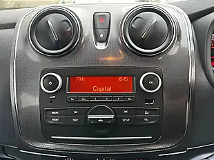Used 2018 Dacia Sandero Stepway Ambiance Blue - Interior and Exterior details 6