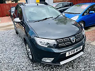 Used 2018 Dacia Sandero Stepway Ambiance Grey - Interior and Exterior details 8